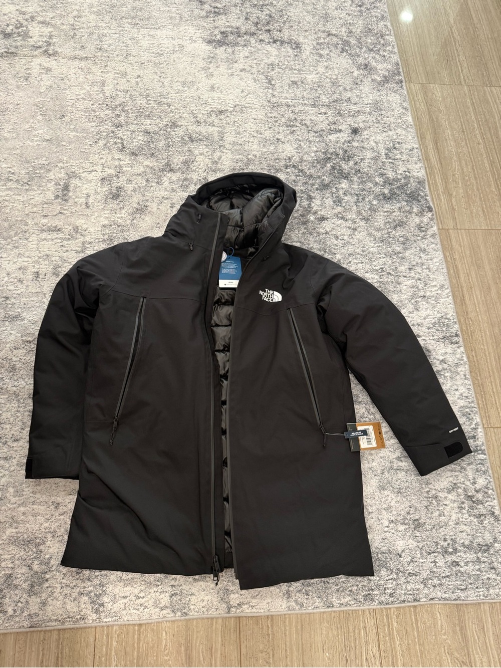 The North Face Men’s Mountain Range Down Parka